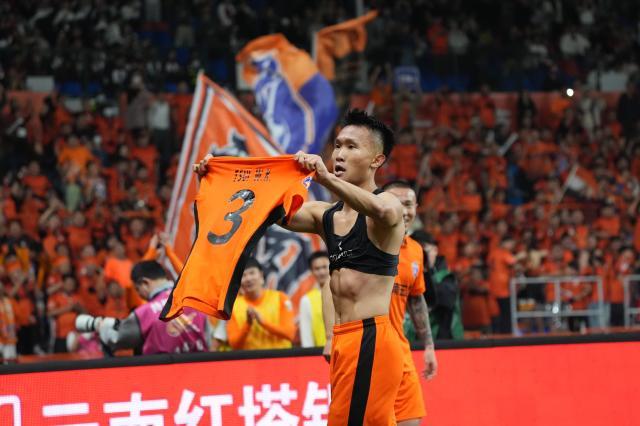 必发体育-【中超】徐宏杰头球绝杀 玉昆1比0海牛中超高原首胜